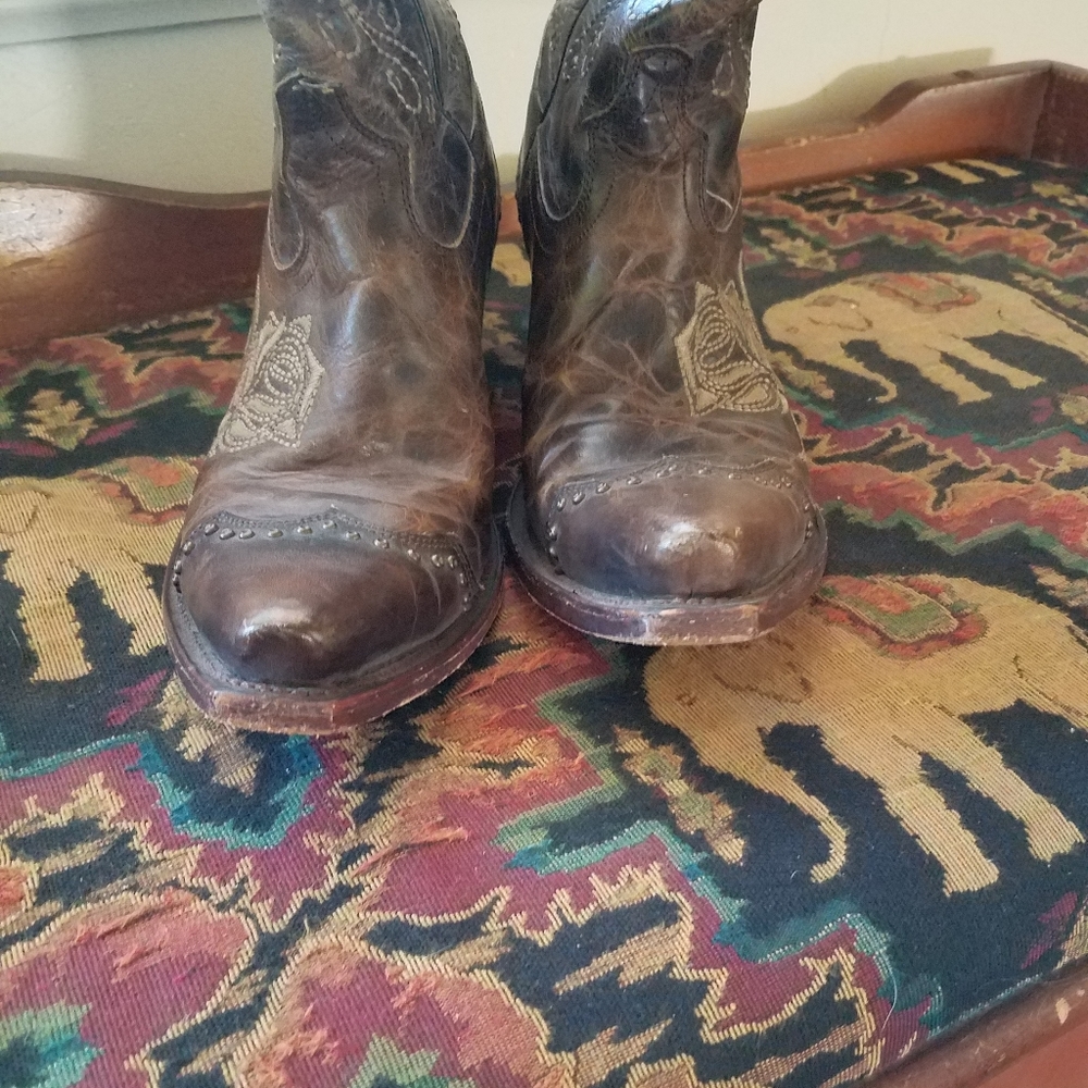 boots - Picture 6 of 7